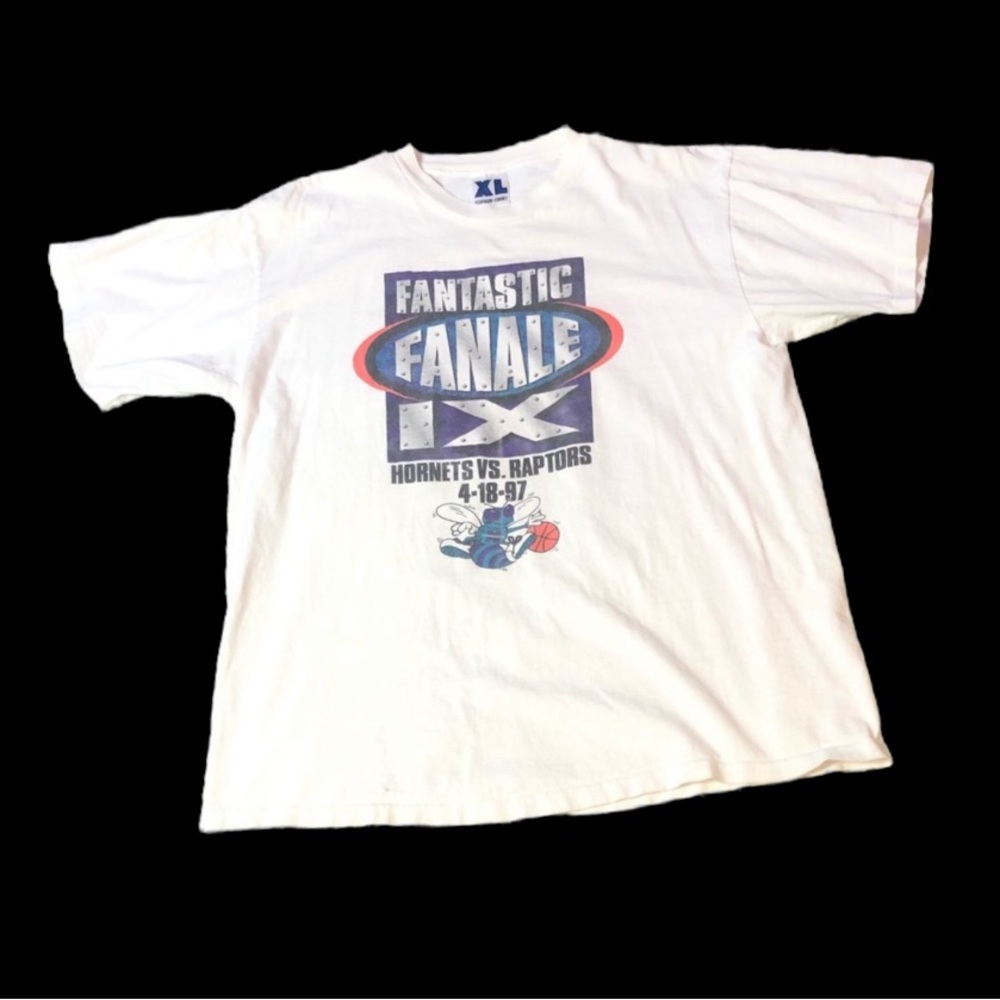 Vintage 1997 Charlotte Hornets Vs Toronto Raptors T-Shirt NBA Tee VTG Throwback